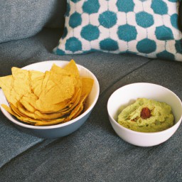 

Tasty and healthy vegan avocado dip is perfect for dipping pita chips, free from gluten, eggs, nuts and soy.