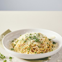 

Delicious flavored fennel pasta is a great eggs-free, nuts-free, soy-free Italian and European lunch or dinner made from fresh fennel bulbs and spaghetti with parmesan cheese.