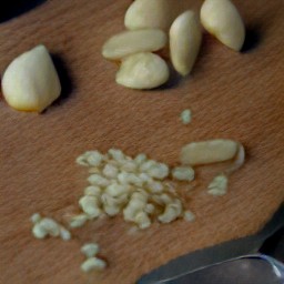 minced garlic.