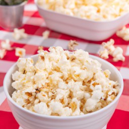 

Kettle corn is a vegan, gluten-free, eggs-free and lactose-free snack made of popcorn kernels, granulated sugar and vegetable oil - perfect for kids cooking!