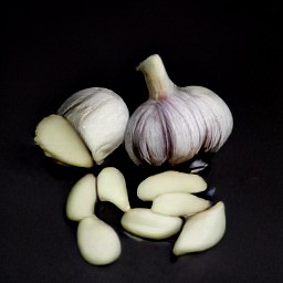 peeled garlic.