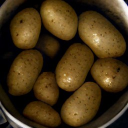 the russet potatoes have been rinsed and drained.