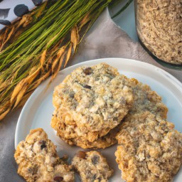 

Oatmeal Crisp Cookies are a healthy, gluten-free and nut-free snack recipe made with butter, oatmeal and sugar. Delicious!