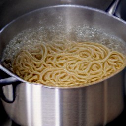 10 cups of spaghetti with 1 tsp of salt.