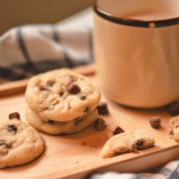 

Chocolate Chip Shortbread is a delicious eggs and nuts free dessert. It's made with butter, sugar, flour and chocolate chips for an indulgent treat!