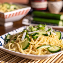 

This delicious Italian spaghetti salad is a perfect, European-style lunch free from nuts, soy and lactose. Enjoy the combination of spaghetti, paprika and Italian dressing!