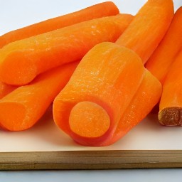 peeled carrots.