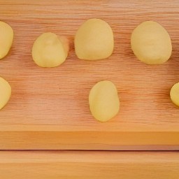 peeled potatoes.