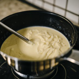 

Alfredo sauce is a delicious European Italian sauce and dressing, free of eggs, gluten, nuts and soy. It's made with creamy butter, cream cheese, whole milk and parmesan cheese!