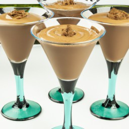 

This vegan, gluten-free, eggs-free, nuts-free and lactose-free tofu chocolate mousse is a delicious and healthy dessert made with creamy tofu, sweet bananas and semisweet chocolate.