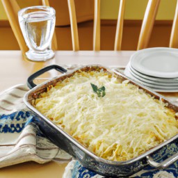 
Cheesy spaghetti and corn casserole is a delicious, nut-free, soy-free baked dish perfect for lunch. It's made with tasty spaghetti, creamy cheddar cheese and both creamed & whole kernel corn mixed in rich whole milk.