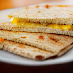 the chapatis are cut into slices.