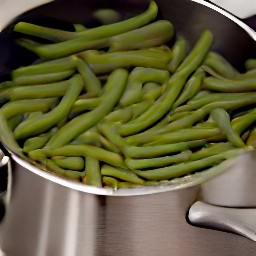 cooked green beans.