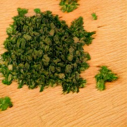 the output is chopped parsley.
