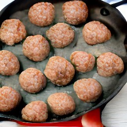 cooked meatballs.