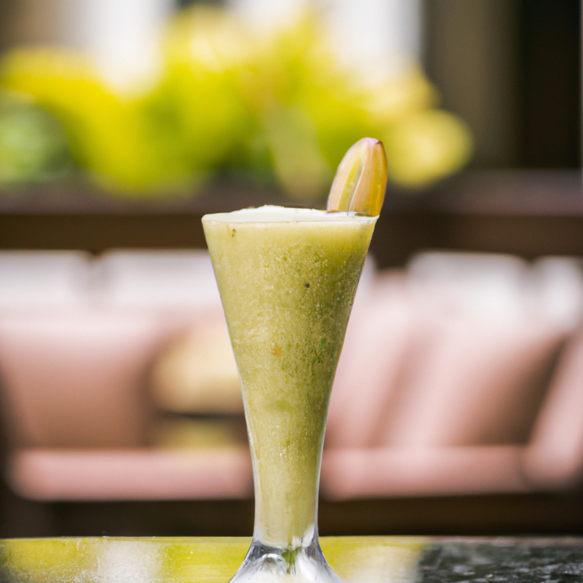 kiwi peach smoothie